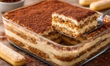 Этот десерт пугающе прост: готовится за минуту, а вкус — как в итальянском ресторане