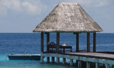 Сильный дождь и штормовой ветер — погодные капризы на Мальдивах тревожат туристов