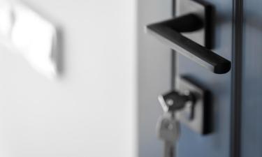 В Токио нашли дом, где еле помещается мебель — Tokyo Lense