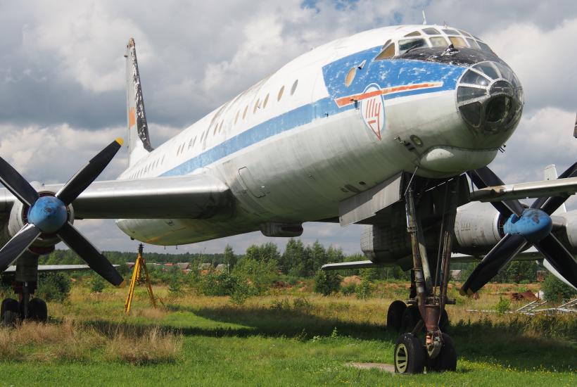 Ту-114