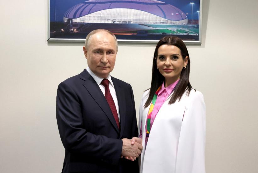 Гуцул просит Путина о помощи: что стоит за приговором в Молдавии