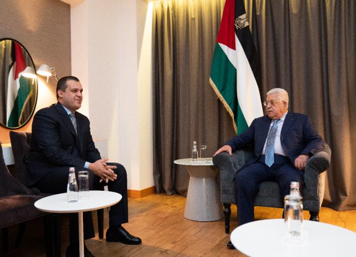 Умар Кремлёв и Махмуд Аббас обсудили развитие бокса в Палестине