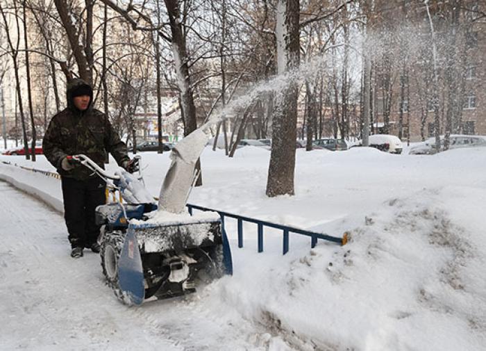 Инвалид связала гололедицу в Петербурге с неработающей системой уборки
