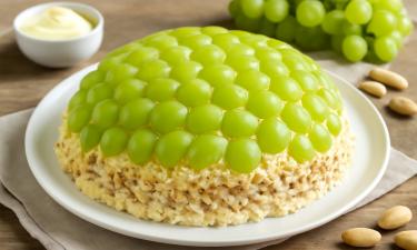 Салат Тиффани с курицей и миндалем: сделайте ваш Новый год ещё более вкусным и стильным