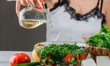 Магия на кончике пипетки: уксусная кислота и наночастицы убивают микробов таинственным способом