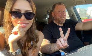 Константин Ивлев уехал отдыхать на Мальдивы без беременной жены