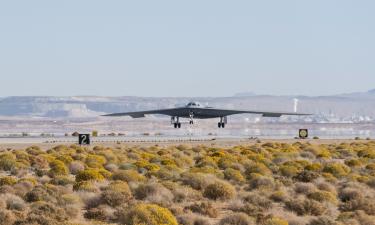 План века по-американски: гигант-невидимка вместо эскадрильи F-35