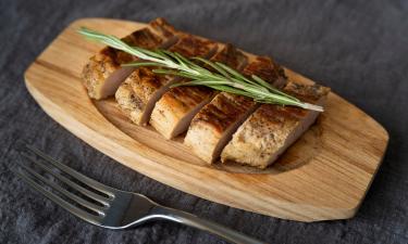 Рассол удержал влагу в свином карбонаде