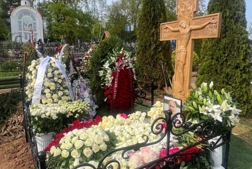 Могила Елены Земляникиной