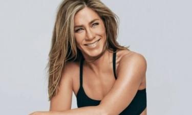 Тюнинг против естественности: Дженнифер Энистон отреагировала на обвинения в пластических операциях