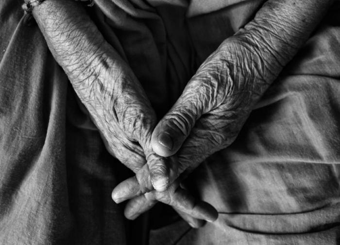 Российские ученые нашли способ замедлить старость