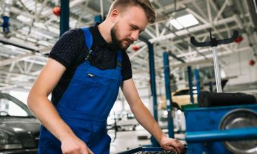 Чем вызван переход АвтоВАЗа на четырёхдневную рабочую неделю: факторы и последствия