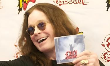 От звука гитар до звона монет: дом Оззи Осборна продают по цене, доступной только избранным