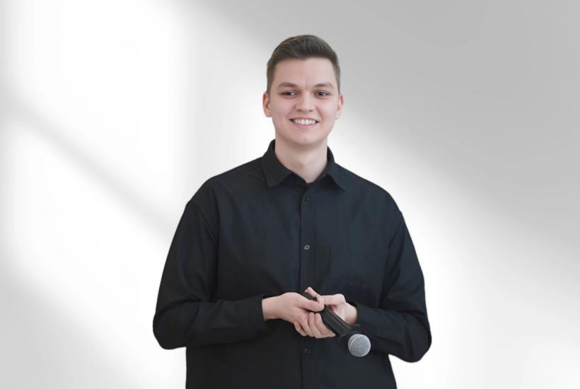 Юрист Иван Иванников