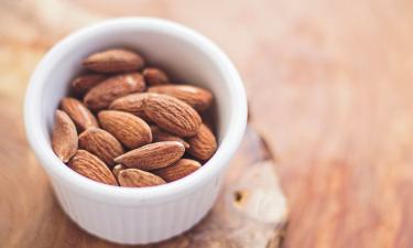 Миндаль в борьбе с морщинами: натуральный путь к молодости кожи