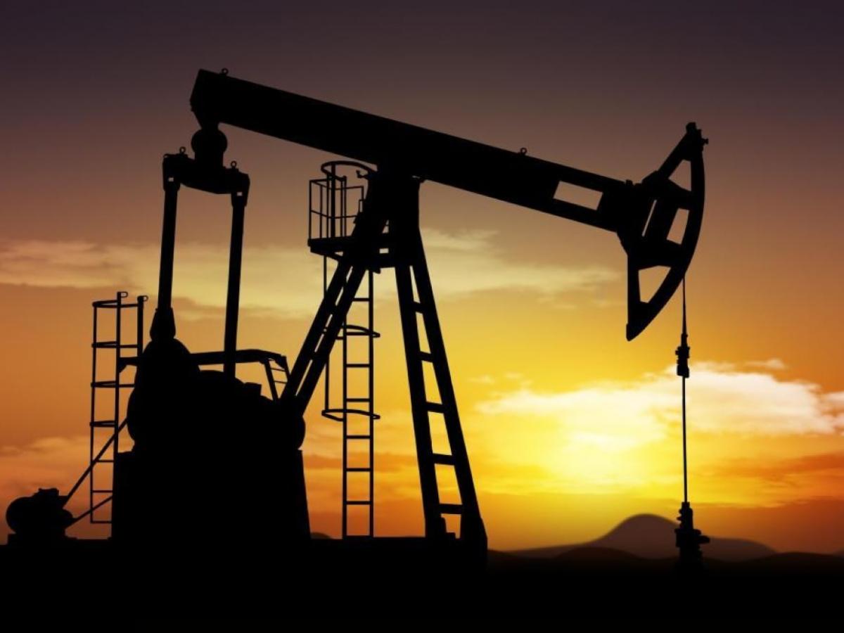 Наварро: покупка российской нефти Индией помогает Москве продолжать конфликт