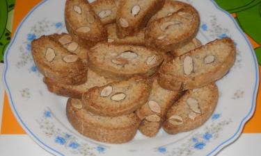 Колумб загрузил около 1000 тонн бискотти для экспедиций — историк Лоуренс В. Мотт