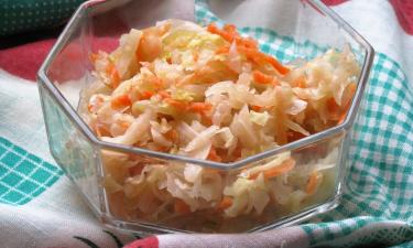 Секрет хрустящей квашеной капусты раскрыли жительницы Вечеша