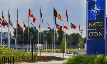 Европу заставят финансировать поставки американского оружия Украине