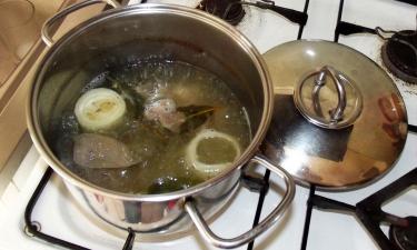 Запечённые кости придают бульону более глубокий вкус — kozbeszed.hu