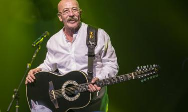 Розенбаум хотел ударить журналиста за слово "гнёздышко"