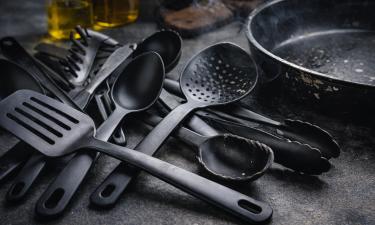 Кухонные аксессуары из пластика выделяют антипирены при нагреве