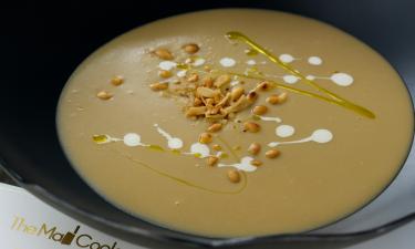 Белые грибы раскрыли аромат леса: суп-пюре удивил глубиной вкуса и насыщенностью