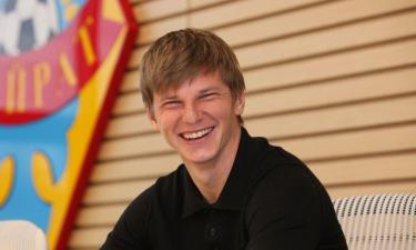 Девушка Андрея Аршавина подала на него в суд: детали скандального процесса из-за алиментов