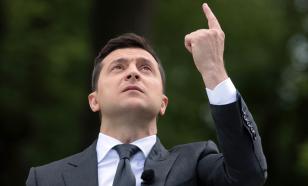 Чучело Зеленского подвесили за шею на Украине