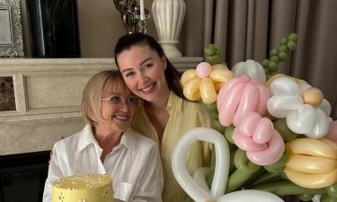 Выглядишь на 18: Анна Заворотнюк показала свою моложавую бабушку