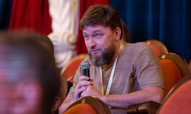 Денис Новосельцев: Мы движемся к ситуации, когда молодому поколению театр будет неинтересен