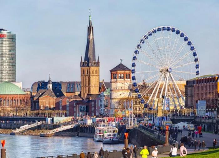 Русский немец о ситуации в Германии: учу их тут "актуальным" словам