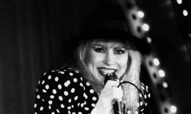 Скромная свадьба Распутиной: что заставило певицу пойти на этот шаг после 25 лет вместе