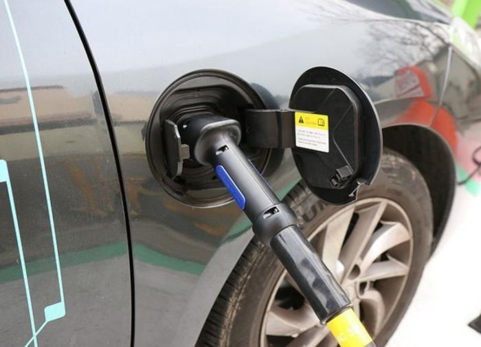 Toyota осваивает новые технологии: когда ожидать электромобиль от японцев