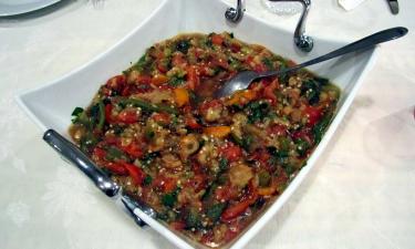 Как приготовить баклажаны так, чтобы они стали похожи на грибы: неожиданный метод