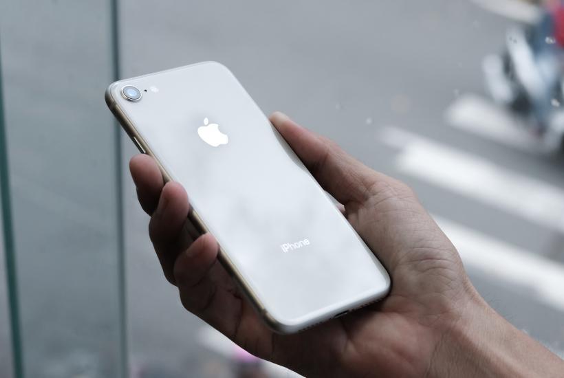 iPhone iPhone