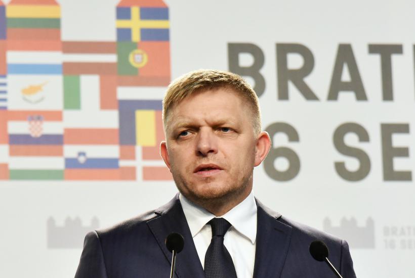 Роберт Фицо Роберт Фицо