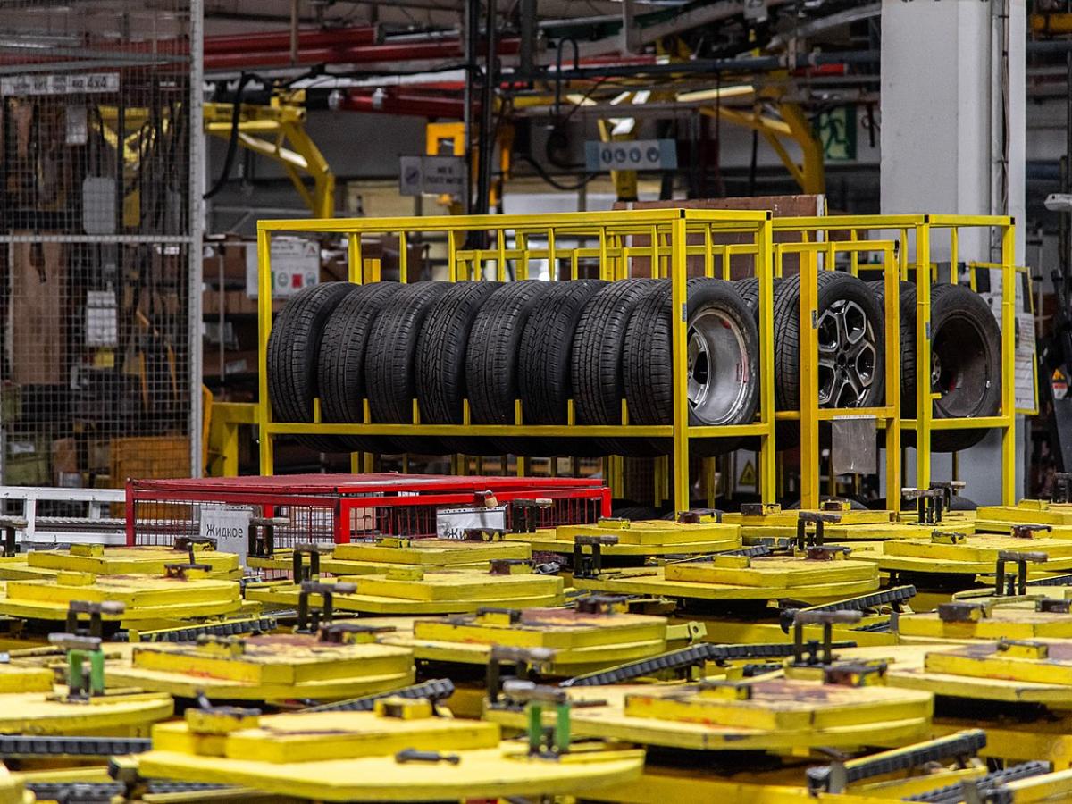 Автозаводы Toyota и Volkswagen в Шушарах и Нижнем Новгороде перезапустят  Алиханов