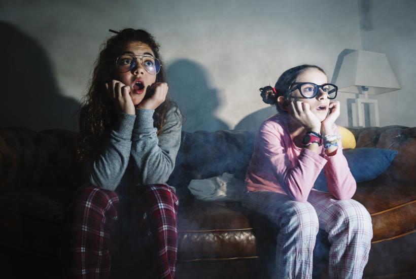 Дети смотрят фильмы ужасов