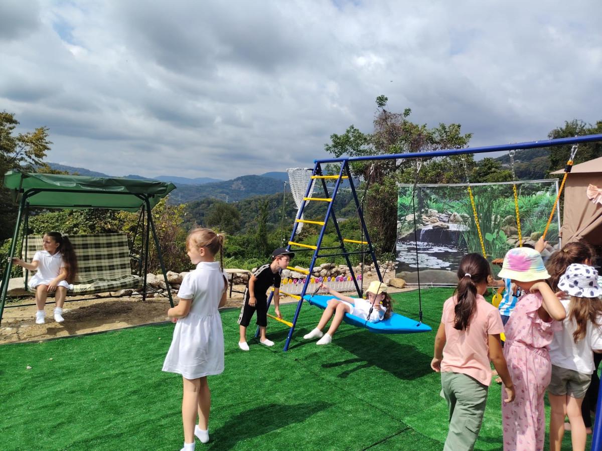 Менять мир к лучшему: Роза Хутор поддержит юных экологов Сочи