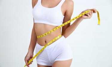 Уменьшить вес перед праздниками помогут шоколадная и творожная экспресс-диеты