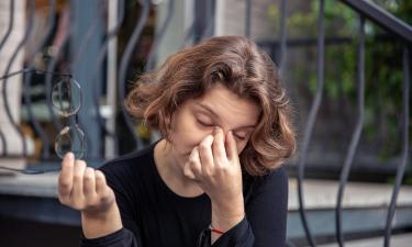 Глаза не прощают ошибок: как интернет-очкарики платят за удобство головной болью