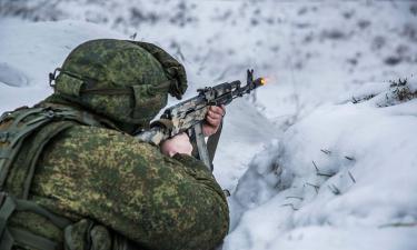 ПВО отбили 158 дронов за ночь: один из них застрял на бельевых верёвках