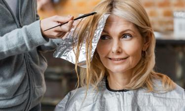 Цвет волос тускнеет сразу после салона: эти привычки крадут яркость в первые 72 часа