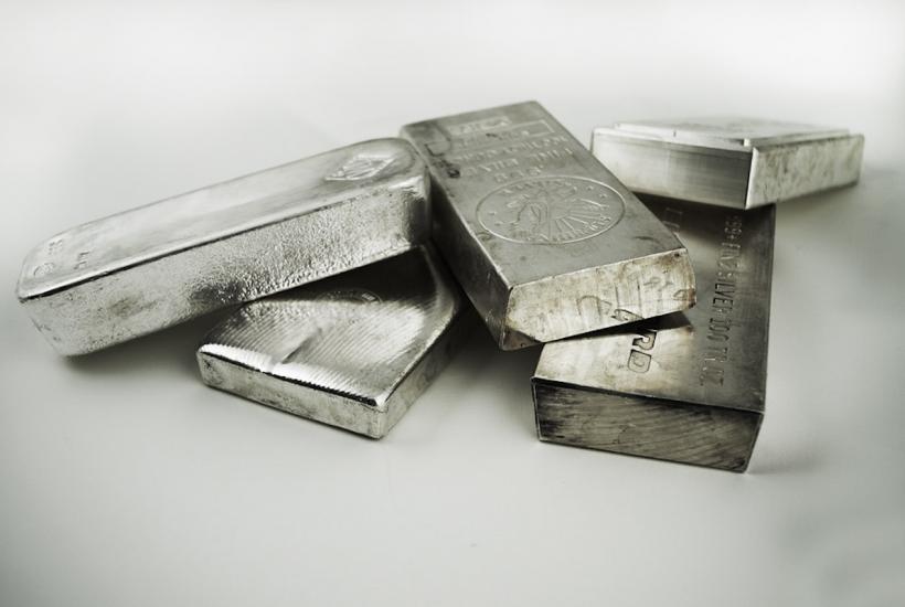 Слитки серебра