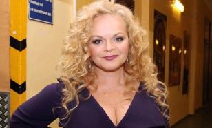 "Пузо наружу": Экс-стилист Пугачёвой раскритиковал Долину