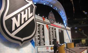 Голкипер "Флориды" Бобровский совершил сейв во втором матче против "Тампы"