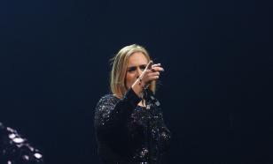 Оскароносная певица Адель частично оглохла из-за редкой бактерии