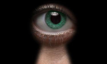 Клэр Дэйнс играет писательницу в "Чудовище внутри меня"