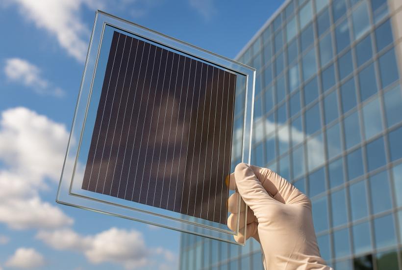 Прозрачная солнечная панель на окне